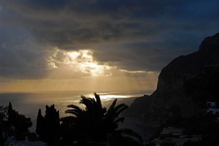 Insula pitorească Capri (capri), Italia, o revistă online pozitivă