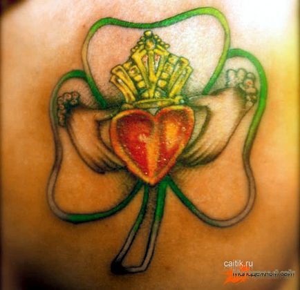 Semnificația trifoiului tatuaj trifoi și trifoi cu patru frunze - fotografii ale tatuajelor
