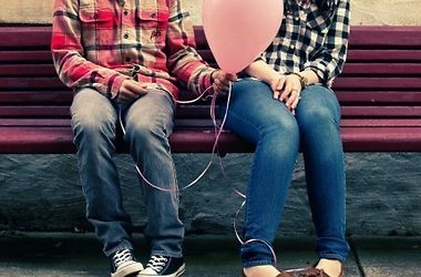 10 sfaturi despre cum să te îndrăgostești de un tip
