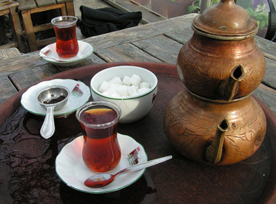 3 Rețetă de iarnă pentru ceaiul caucaz aromat pe ierburi, bucătăria caucaziană