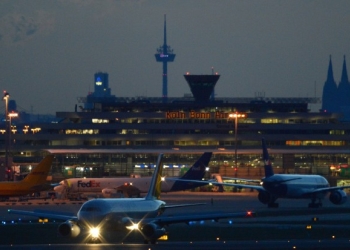 Köln-Bonn repülőtere - csak annyit kell tudni, hogy a turisztikai