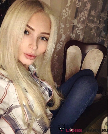 Alena Shishkova și micile ei glume