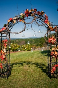 Arch őszi esküvő