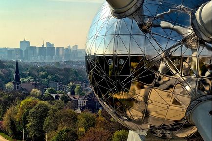 Atomium la Bruxelles, cum să ajungi acolo și orele de program