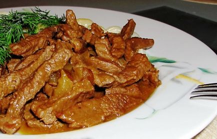 Carne de vită-stroganoff clasică, gătim delicios și acasă