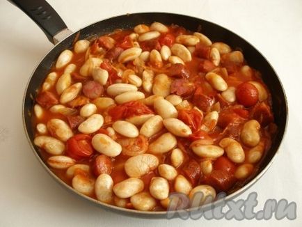 Біла квасоля в томатному соусі (з - мисливськими - ковбасками) - рецепт з фото
