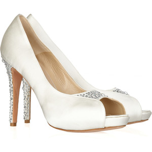 Pantofi și sandale albe - cu care să poarte 125 de modele frumoase