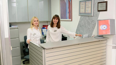 Centrul pentru stomatologie estetică, Liceul Charitonyevsky, 8