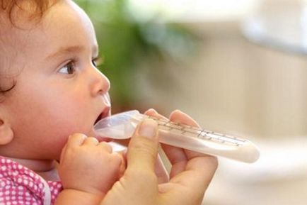 Чим лікувати горло дитині 1 рік