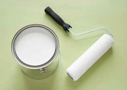 Cum de a picta o placi de tavan de la o spumă