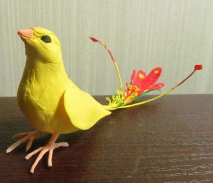 Facem o pasăre fermecătoare de paradis din plastic de catifea - târg de maeștri -