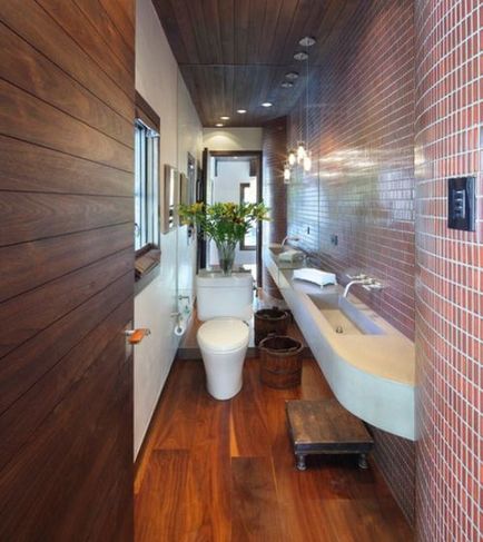 Дизайн інтер'єру вузької ванної кімнати фото ідеї