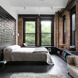 Довга спальня - 55 фото вдалого дизайну в сучасному стилі