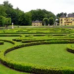 Un tur al orașului Salzburg este un patrimoniu cultural pe care îl puteți vizita - monumente, muzee, temple, palate și