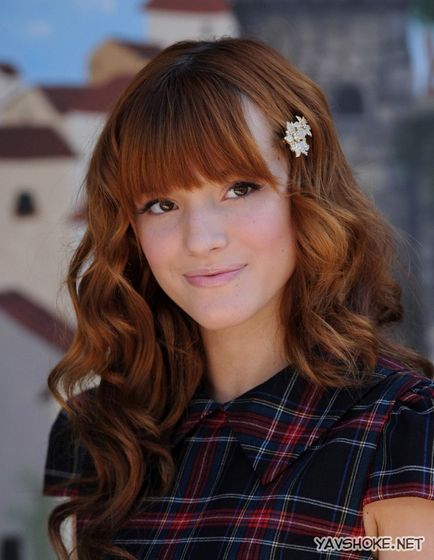 Tények Bella Thorne (tények) Tények Bella Thorne