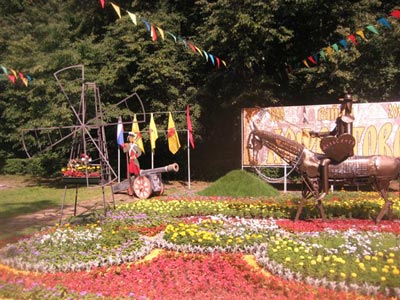 Фестиваль квітників у Кузьменко - відпочинок з дітьми