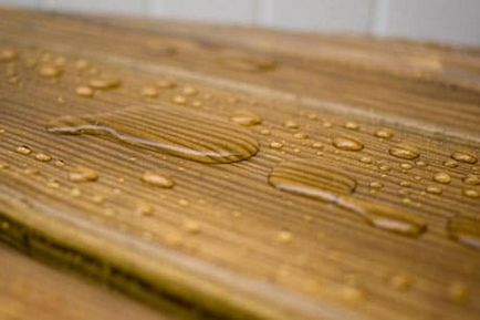 Hidroizolare pentru căi de lemn pentru protejarea suprafețelor din lemn de umiditate