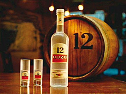 Грецька горілка ouzo