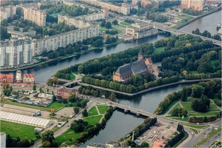 Cum să ajungeți la Kaliningrad cu trenul sau cu mașina din Moscova