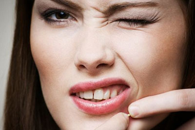 Cum să scapi de cosuri în jurul gurii tale