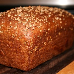 Як правильно і легко спекти смачний хліб в хлібопічці - поради від кухарів покроково з фото