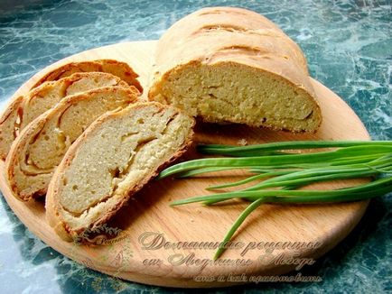 Як приготувати домашній хліб в духовці