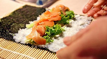 Cum să gătești sushi acasă - rețetă pas cu pas cu fotografie
