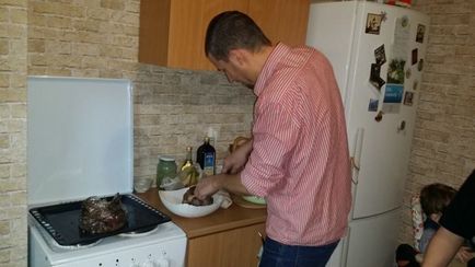 Cum să gătească gât de porc într-un manșon - Alexander Konovalenko