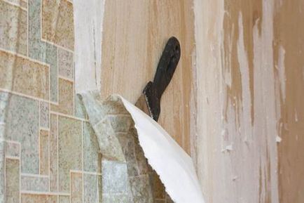 Як видалити старі шпалери зі стін