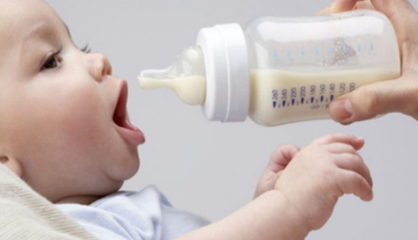 Як зберігати грудне молоко
