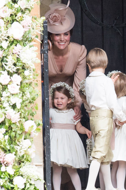 Kate Middleton, prințul George și prințesa Charlotte la nunta lui Pippa, o bârfă
