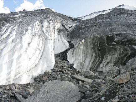 La lacul dispărut de la Maash, la drumeția Altai