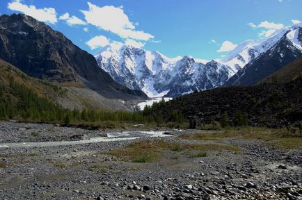 La lacul dispărut de la Maash, la drumeția Altai