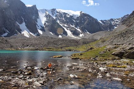 La lacul dispărut de la Maash, la drumeția Altai