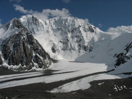 La lacul dispărut de la Maash, la drumeția Altai