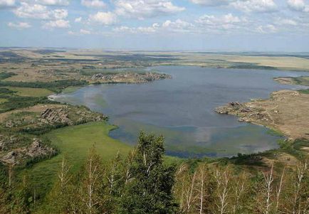 Коливанських озеро - блакитний самоцвіт алтайського краю