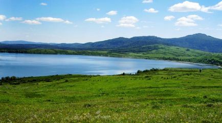 Коливанських озеро - блакитний самоцвіт алтайського краю
