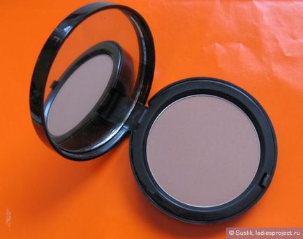 Компактна пудра з ефектом засмаги bobbi brown bronzing powder (відтінок № 1 natural) - відгуки, фото