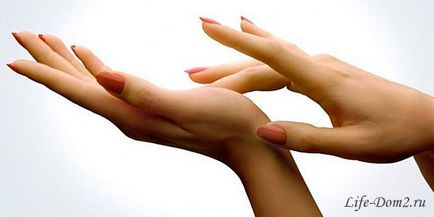 Mâinile frumoase sunt îngrijirea adecvată a pielii pentru mâini