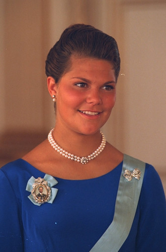 Crown Princess Victoria Queen of Hearts din Suedia, marie claire