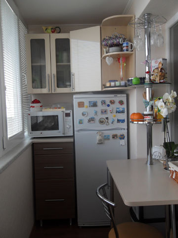 Кухні для малогабаритних квартир (39 фото) відео-інструкція з оформлення інтер'єру своїми руками,