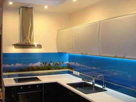 Konyhai aqua belső (tengeri) Konyhai aqua színű a belső
