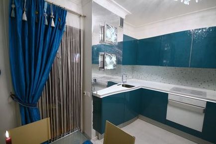 Konyhai aqua belső (tengeri) Konyhai aqua színű a belső