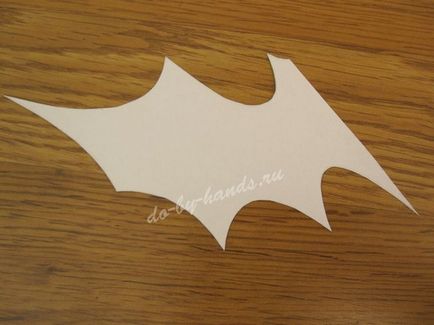 Bat out of papír Halloween kezüket