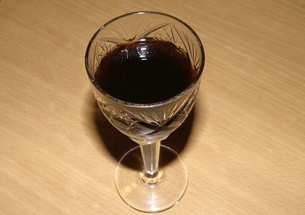 Bird cseresznye likőr otthon - egy egyszerű recept (liquor) Bird cseresznye likőr otthon - egyszerű recept