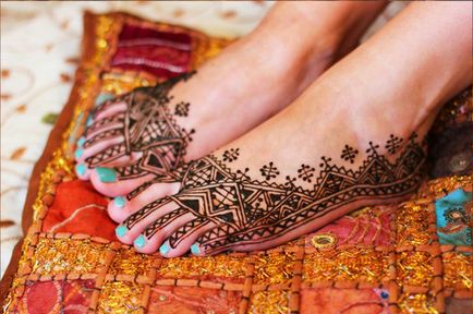 Mehendi vagy henna testfestés