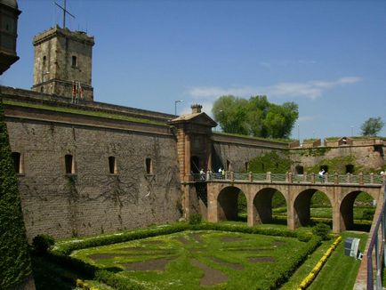 Cetatea Montjuic