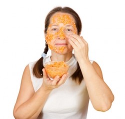 Морквяні маски для обличчя