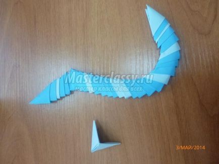 Морський коник в техніці модульне орігамі та паперопластика