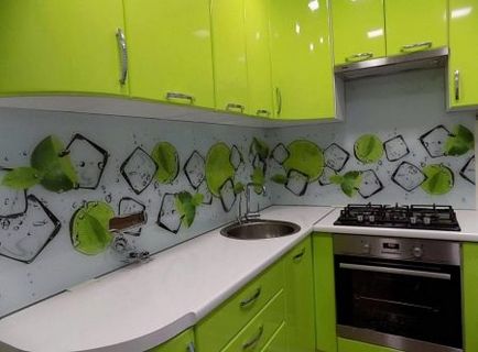 Наклейки на фартух в кухні (42 фото) вінілові картинки на кухонний фартух, як наклеїти своїми
